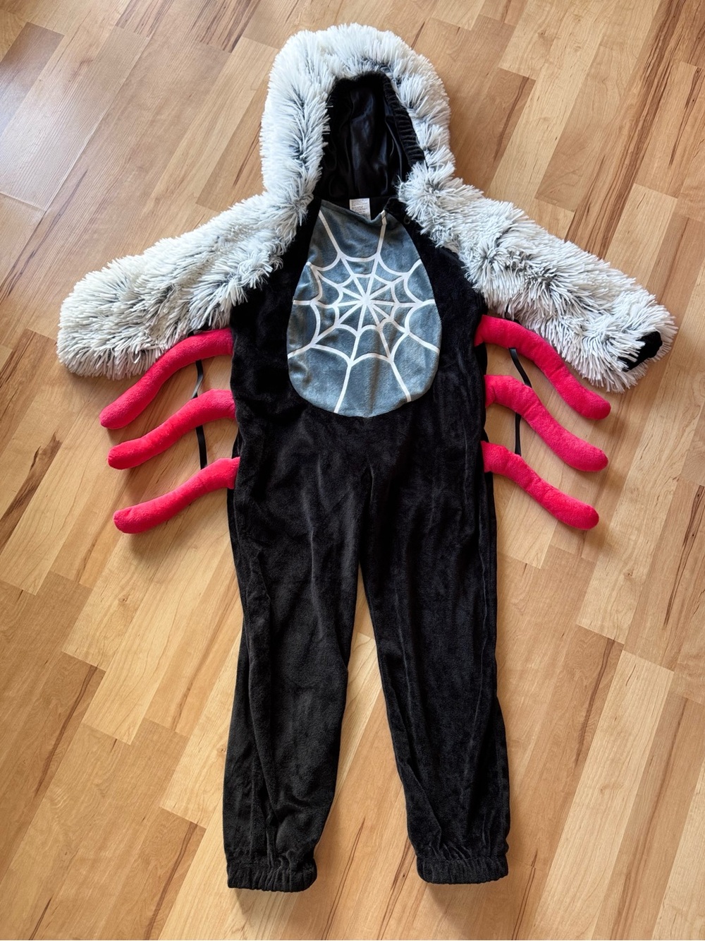 Target Kids Spider Costume in Black, Gray and Red, With Hood Size 4T - 5T